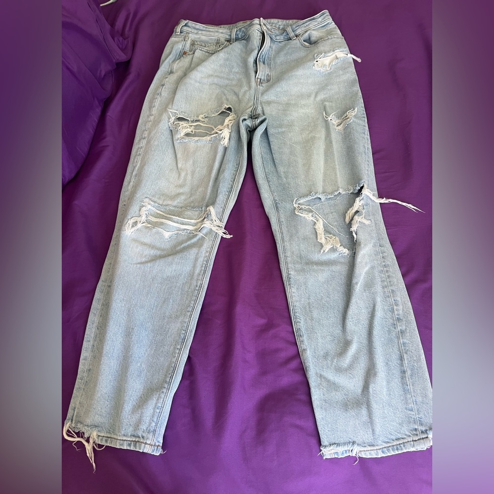 American Eagle ripped jeans